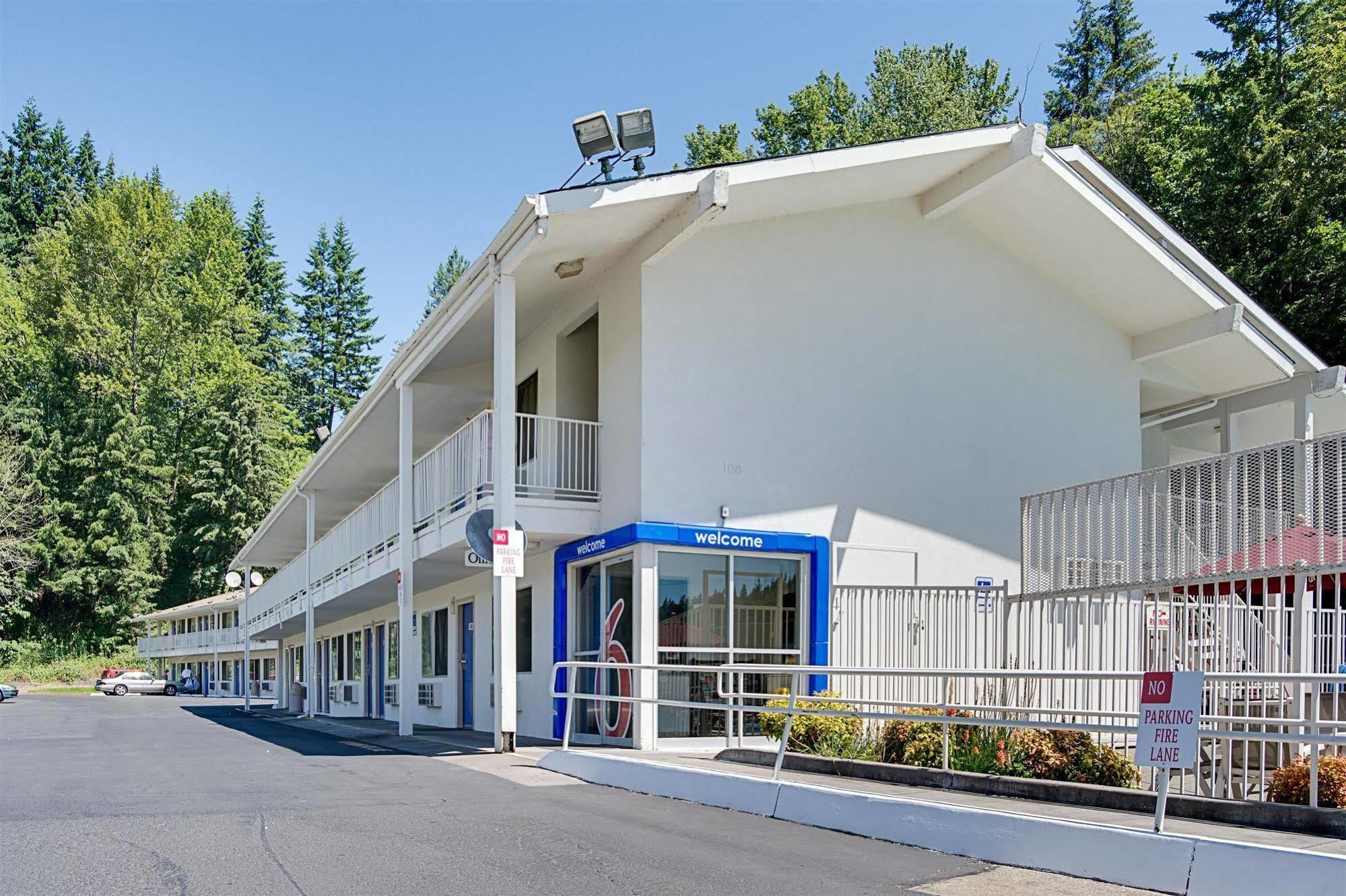 Motel 6-Kelso, Wa - Mt. St. Helens Exterior photo
